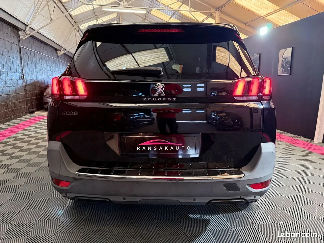 Peugeot 5008 2018 photo 4