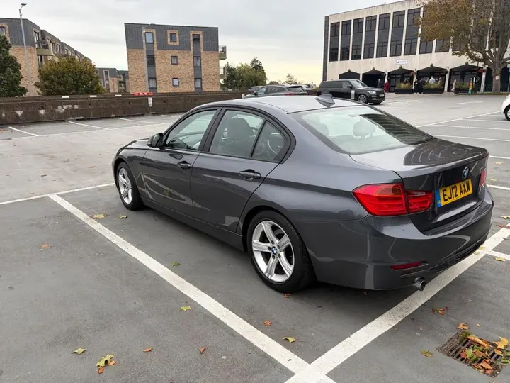BMW 3 Series 2012 photo 4