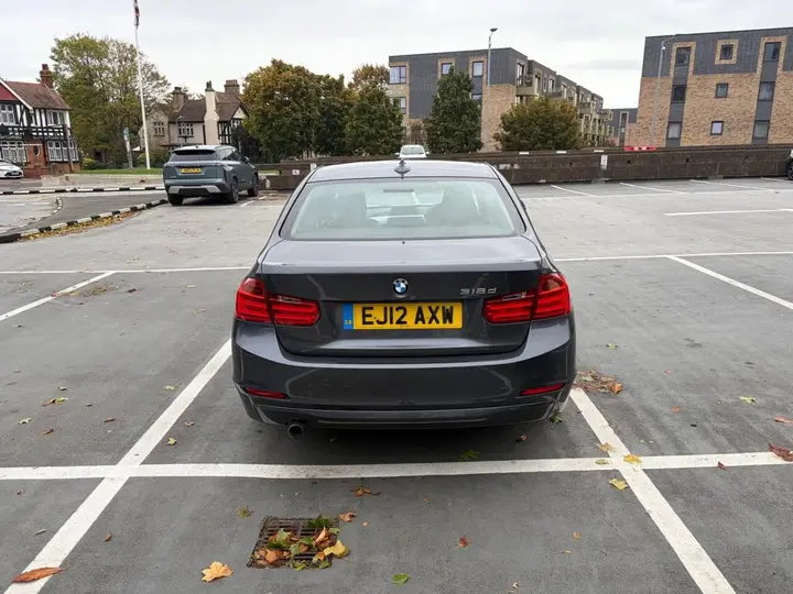 BMW 3 Series 2012 photo 5