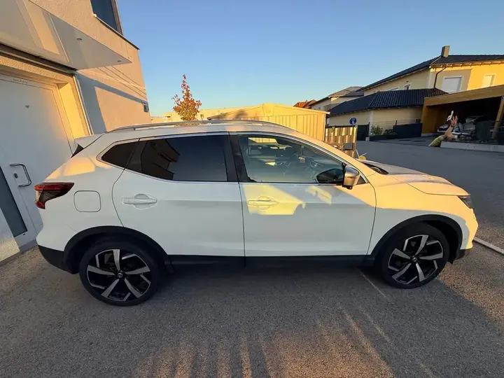 Nissan Qashqai 2018 photo 2