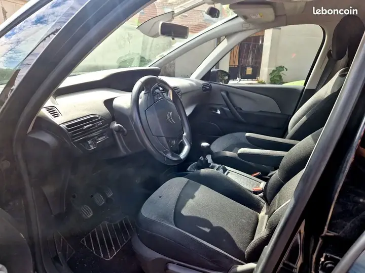 Citroen C4 Picasso 2016 photo 3