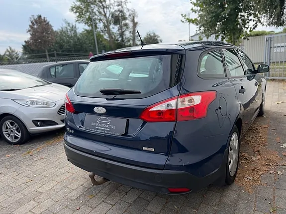 Ford Focus 2012 photo 4