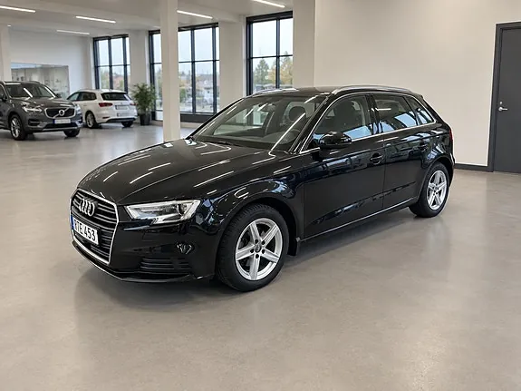 Audi A3 2018 photo 2
