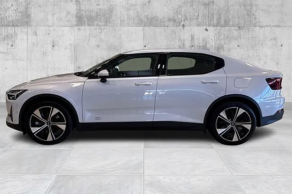 Polestar 2 2023 photo 2