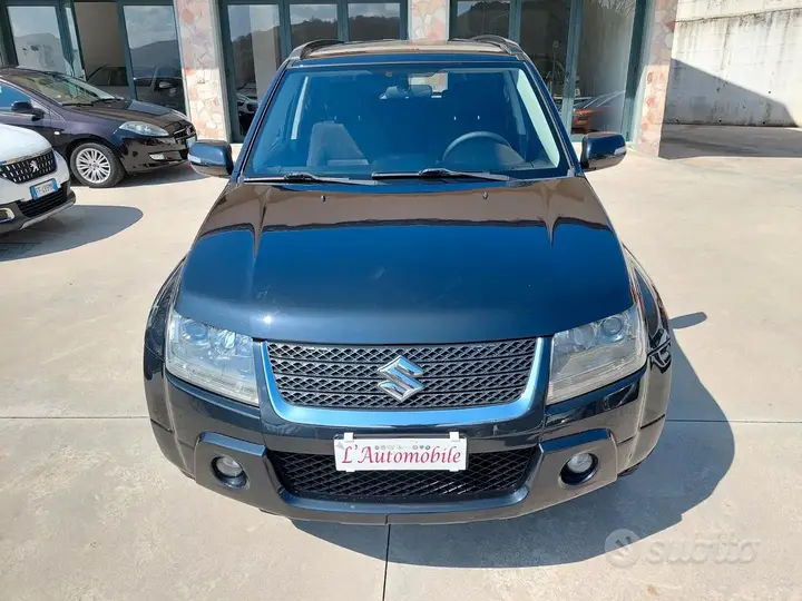 Suzuki Grand Vitara 2011 photo 3
