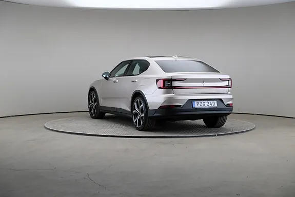 Polestar 2 2023 photo 2