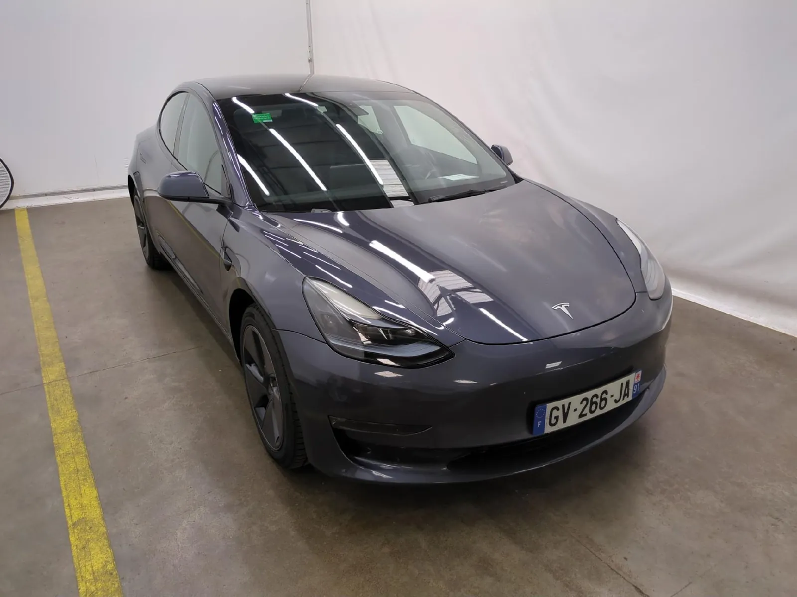 Tesla Model 3 Long Range