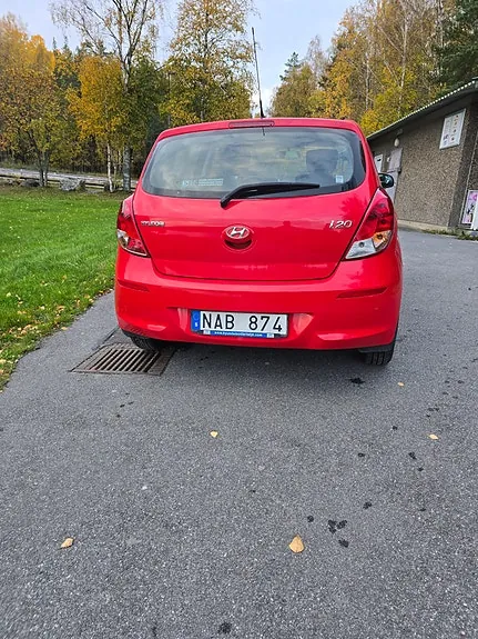 Hyundai I20 2013 photo 3