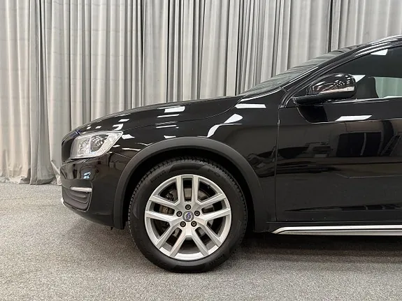 Volvo V60 Cross Country 2017 photo 4