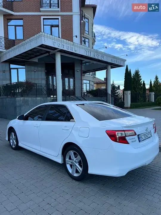 Toyota Camry 2014 photo 5