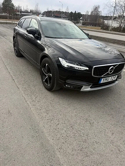 Volvo V90 Cross Country