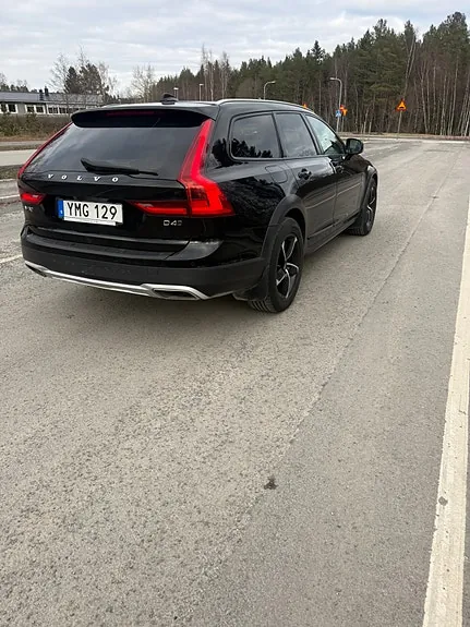 Volvo V90 Cross Country 2018 photo 2