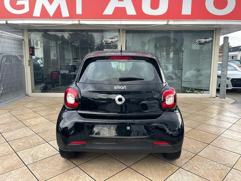 Smart Forfour 2017 photo 4