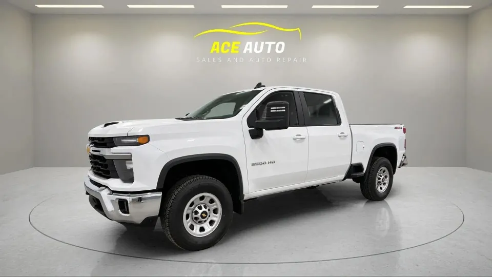 Chevrolet Silverado 3500Hd 2024 photo 2