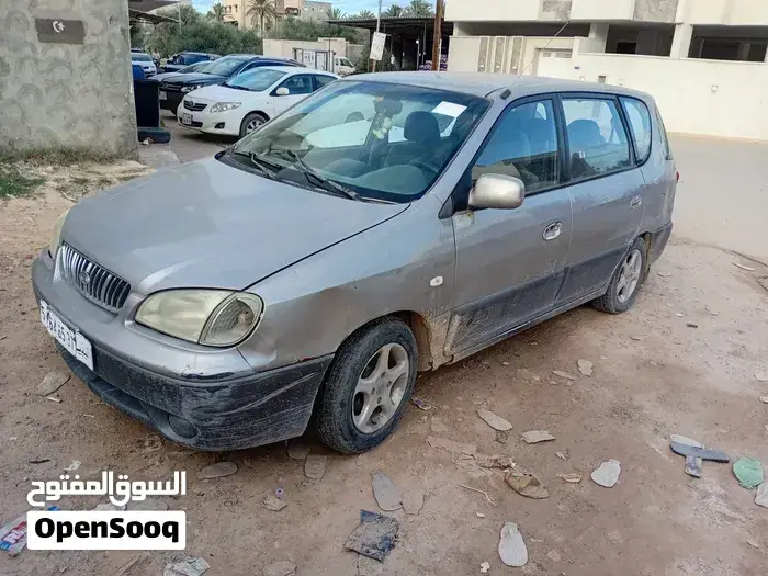 Kia Carens 2004 photo 4