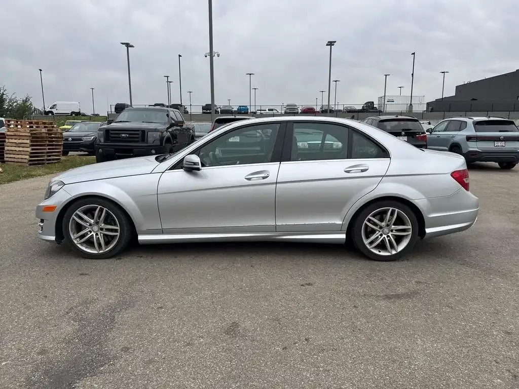 Mercedes-Benz C-Class 2014 photo 2