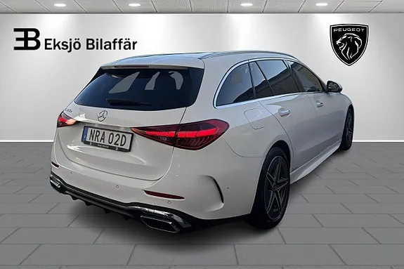 Mercedes-Benz C300 2023 photo 5