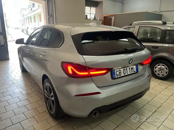 BMW 1 Series 2020 photo 3