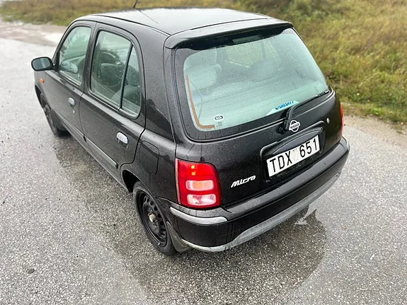 Nissan Micra 2002 photo 4