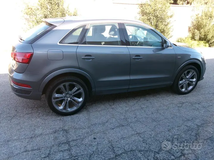 Audi Q3 2015 photo 5