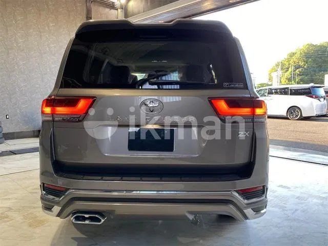 Toyota Land Cruiser 2026 photo 4