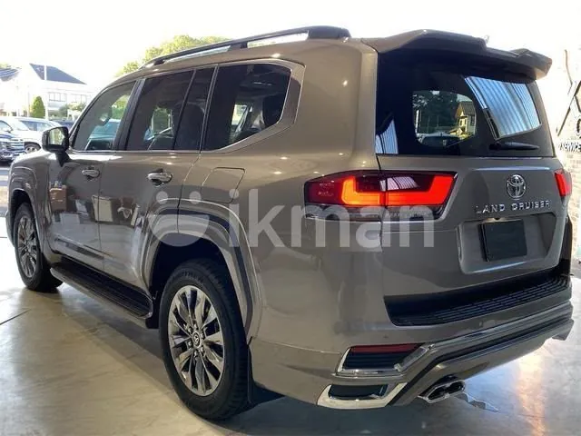Toyota Land Cruiser 2026 photo 5