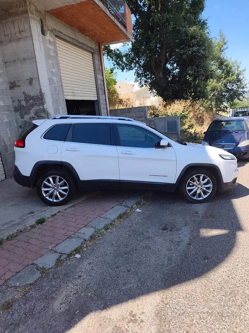 Jeep Cherokee