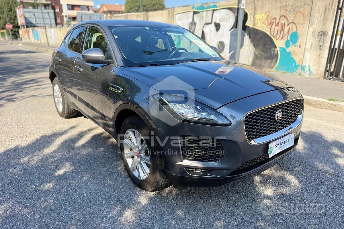 Jaguar E-Pace 2018 photo 3