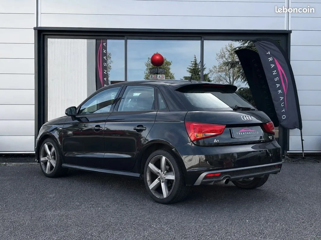 Audi A1 2018 photo 2