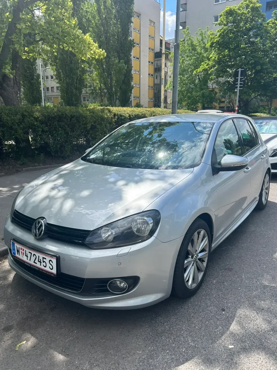 Volkswagen Golf 2012 photo 3