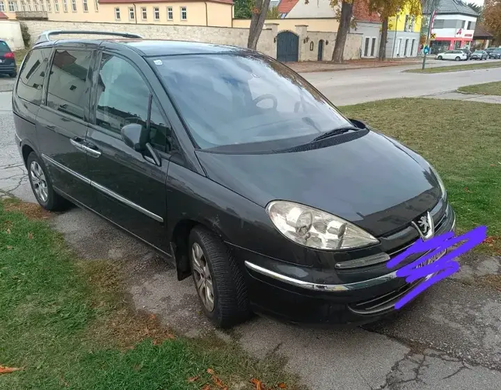 Peugeot 807