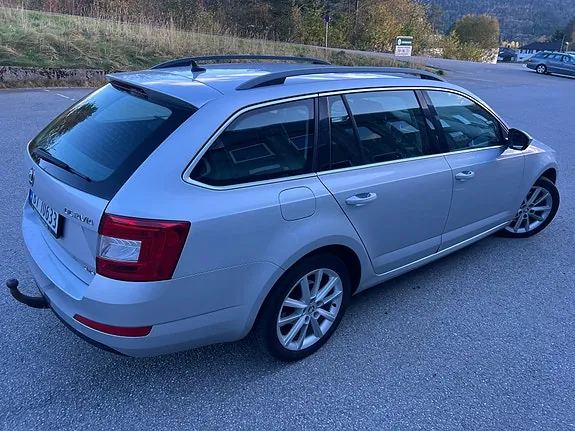 Skoda Octavia 2015 photo 4