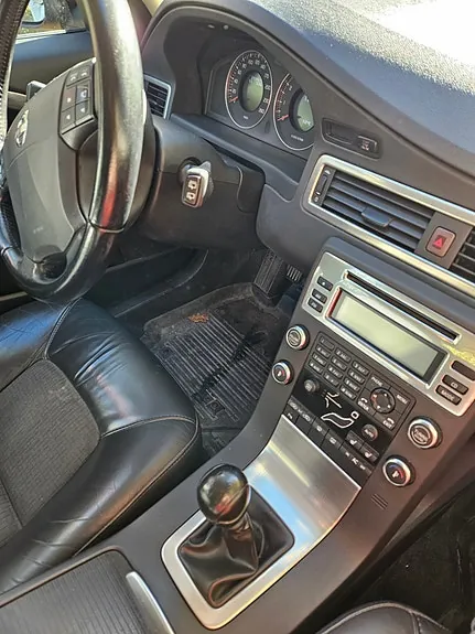 Volvo V70 2009 photo 4