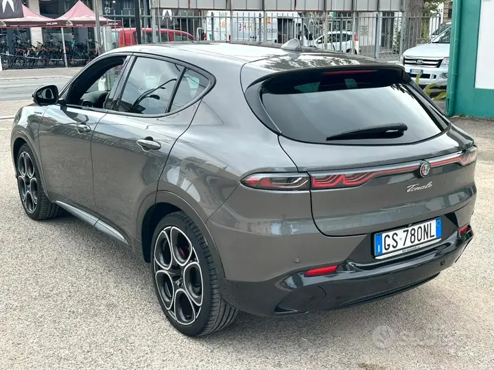 Alfa Romeo Tonale 2024 photo 4
