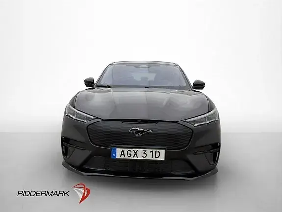 Ford Mustang Mach-E 2021 photo 3