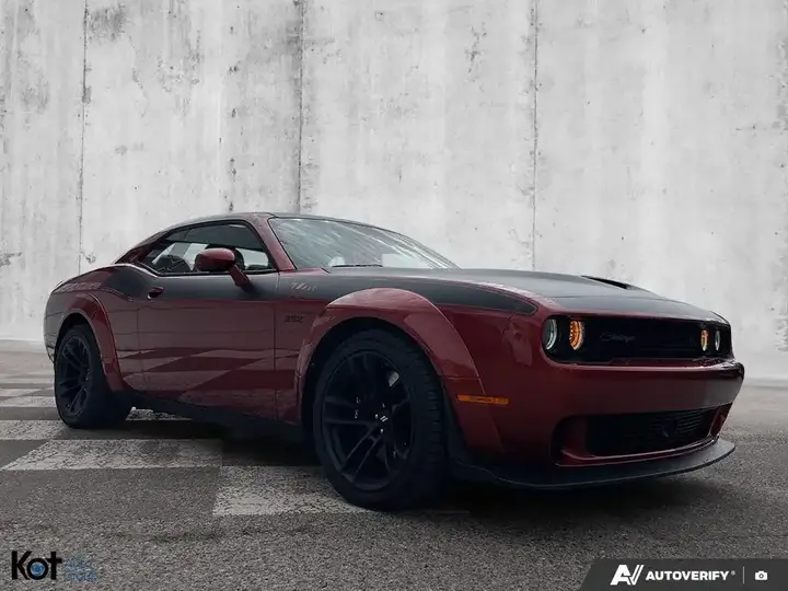 Dodge Challenger 2022 photo 3