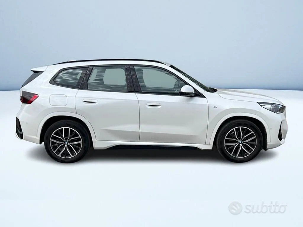 BMW X1 2024 photo 4