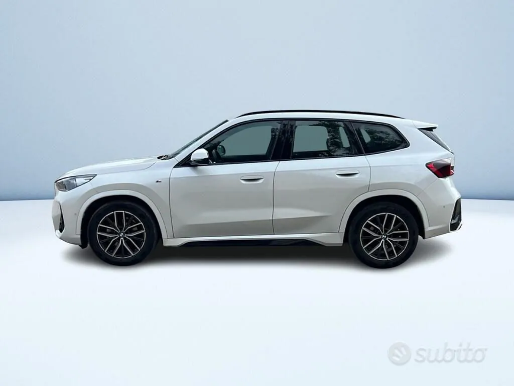 BMW X1 2024 photo 3
