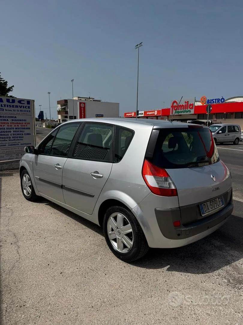 Renault Scenic 2006 photo 4