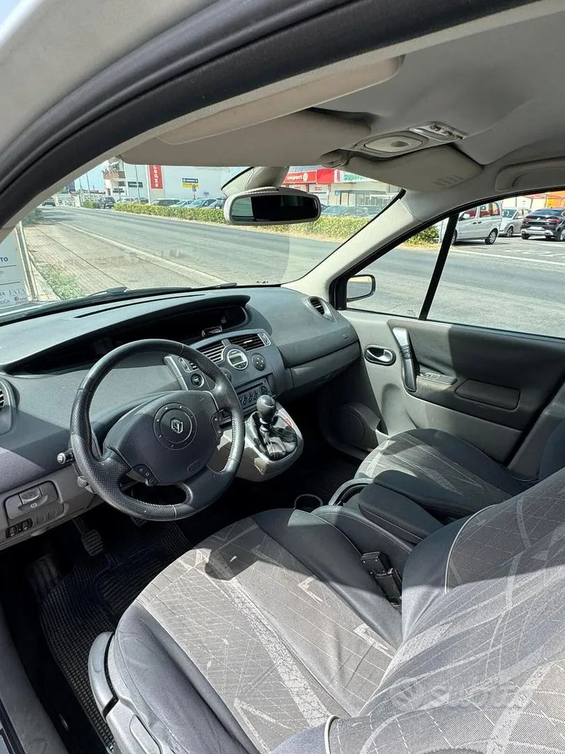 Renault Scenic 2006 photo 5