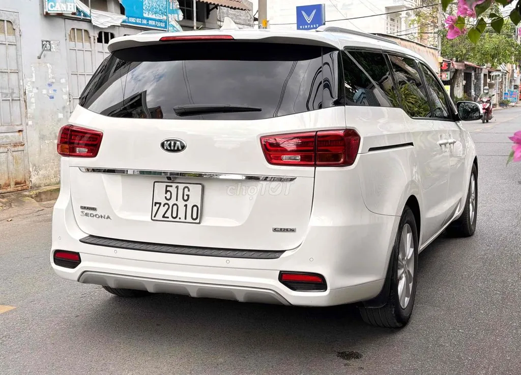 Kia Sedona 2018 photo 5