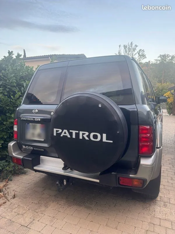 Nissan Patrol 2002 photo 2