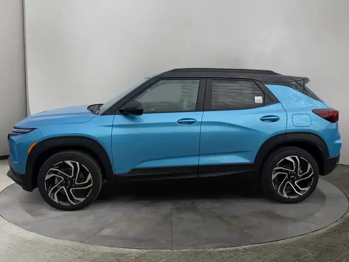 Chevrolet Trailblazer 2026 photo 2