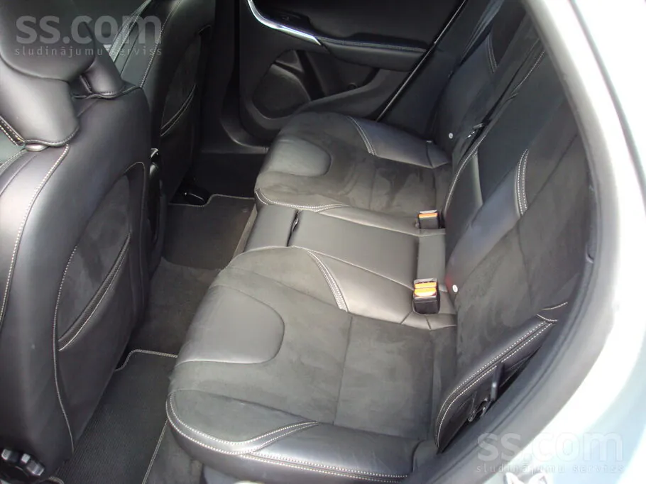 Volvo V40 2019 photo 5