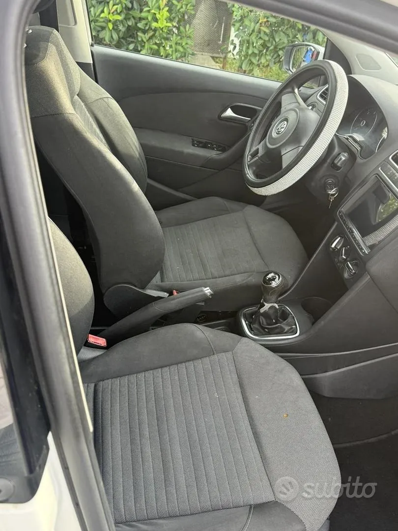 Volkswagen Polo 2013 photo 5