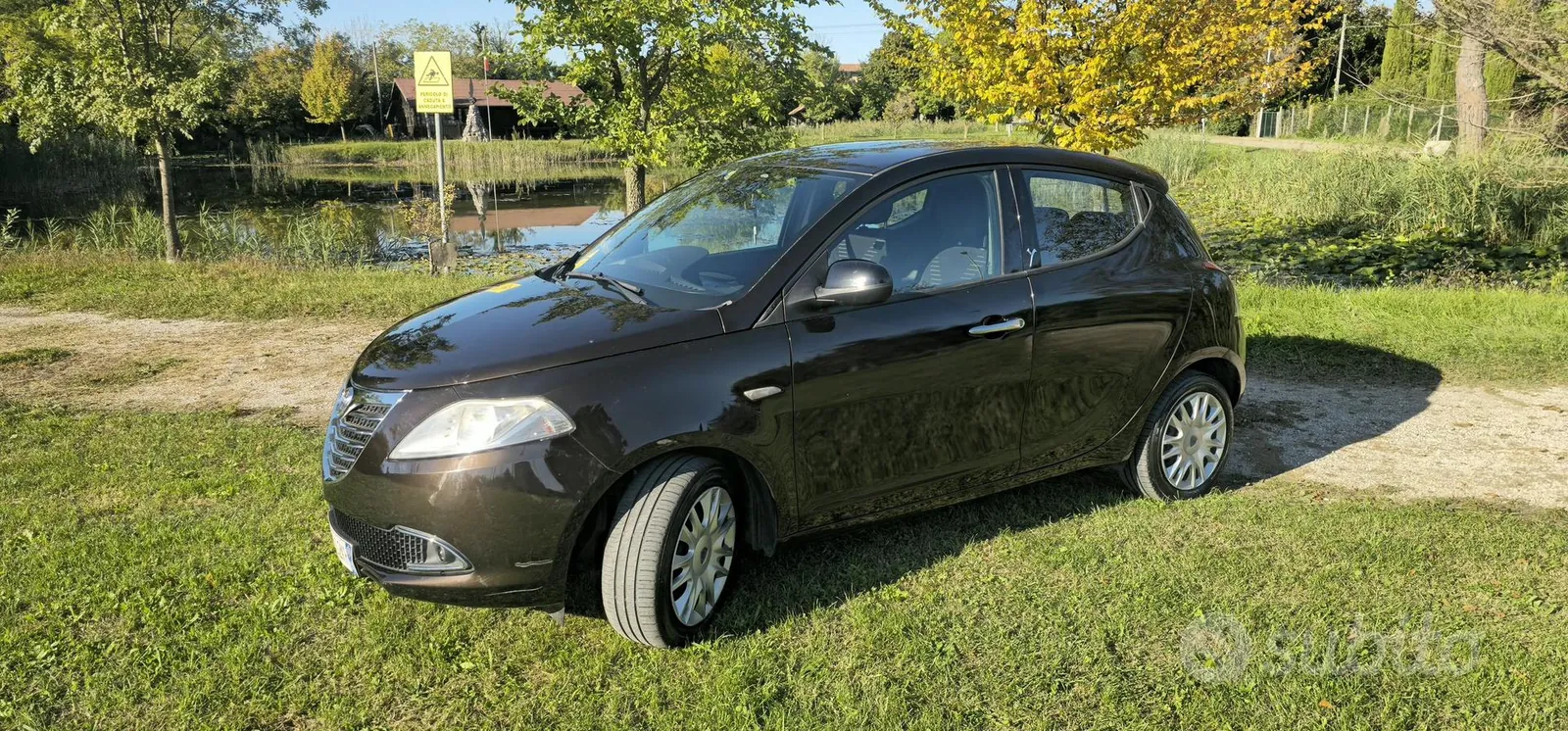 Lancia Ypsilon