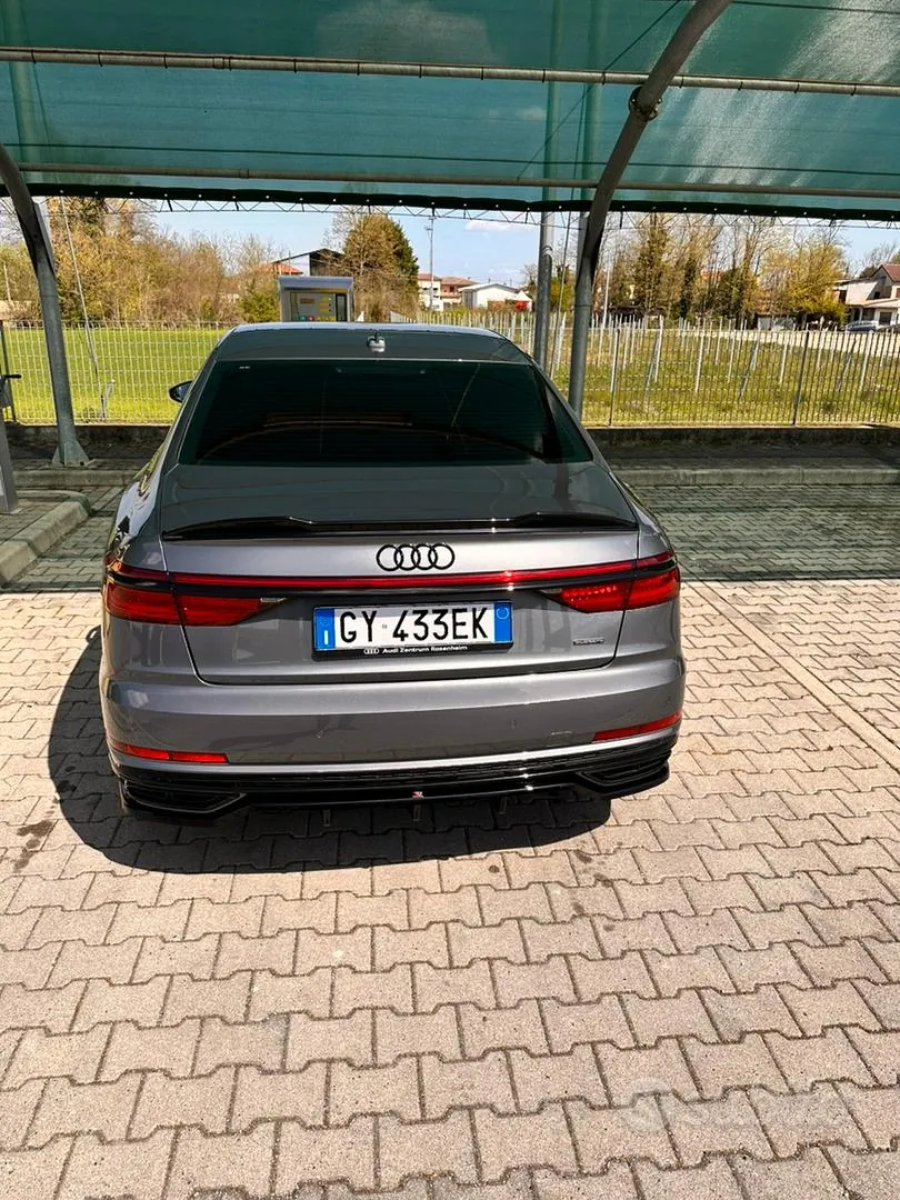 Audi A8 2025 photo 3