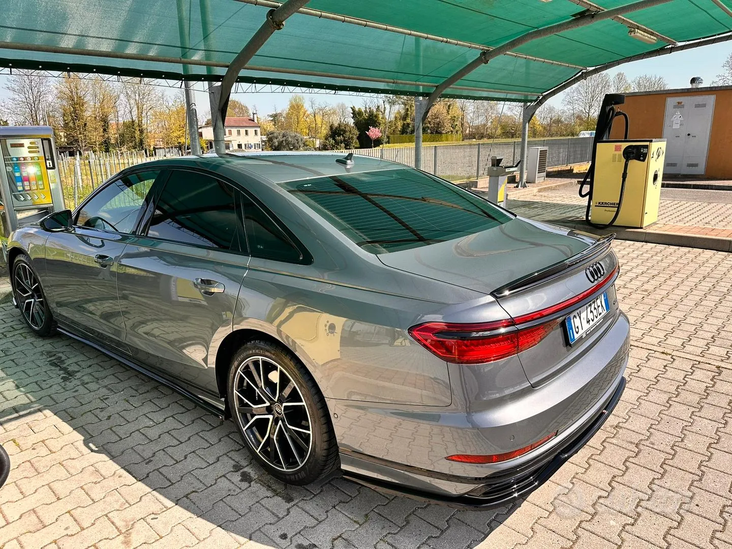 Audi A8 2025 photo 4