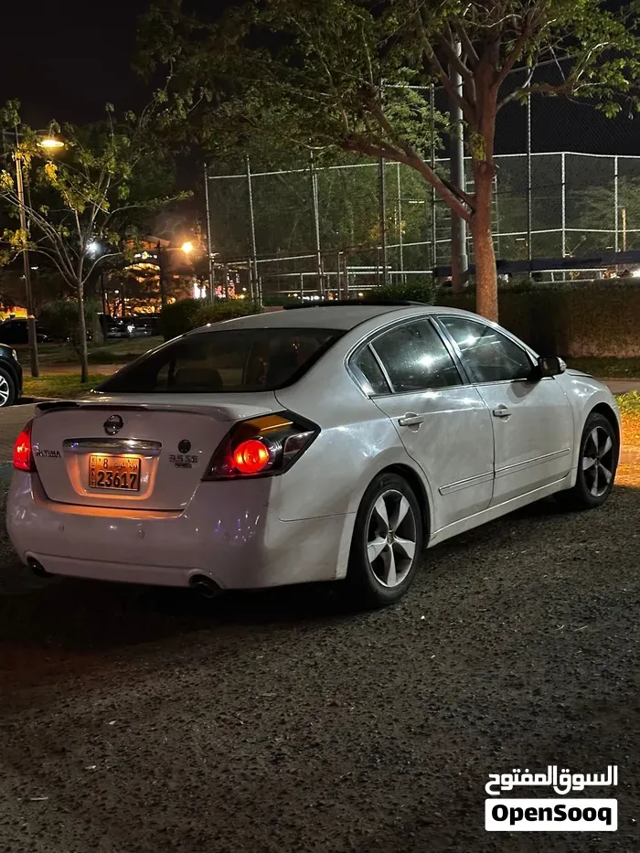 Nissan Altima 2009 photo 4