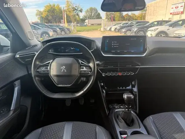 Peugeot 2008 2020 photo 5